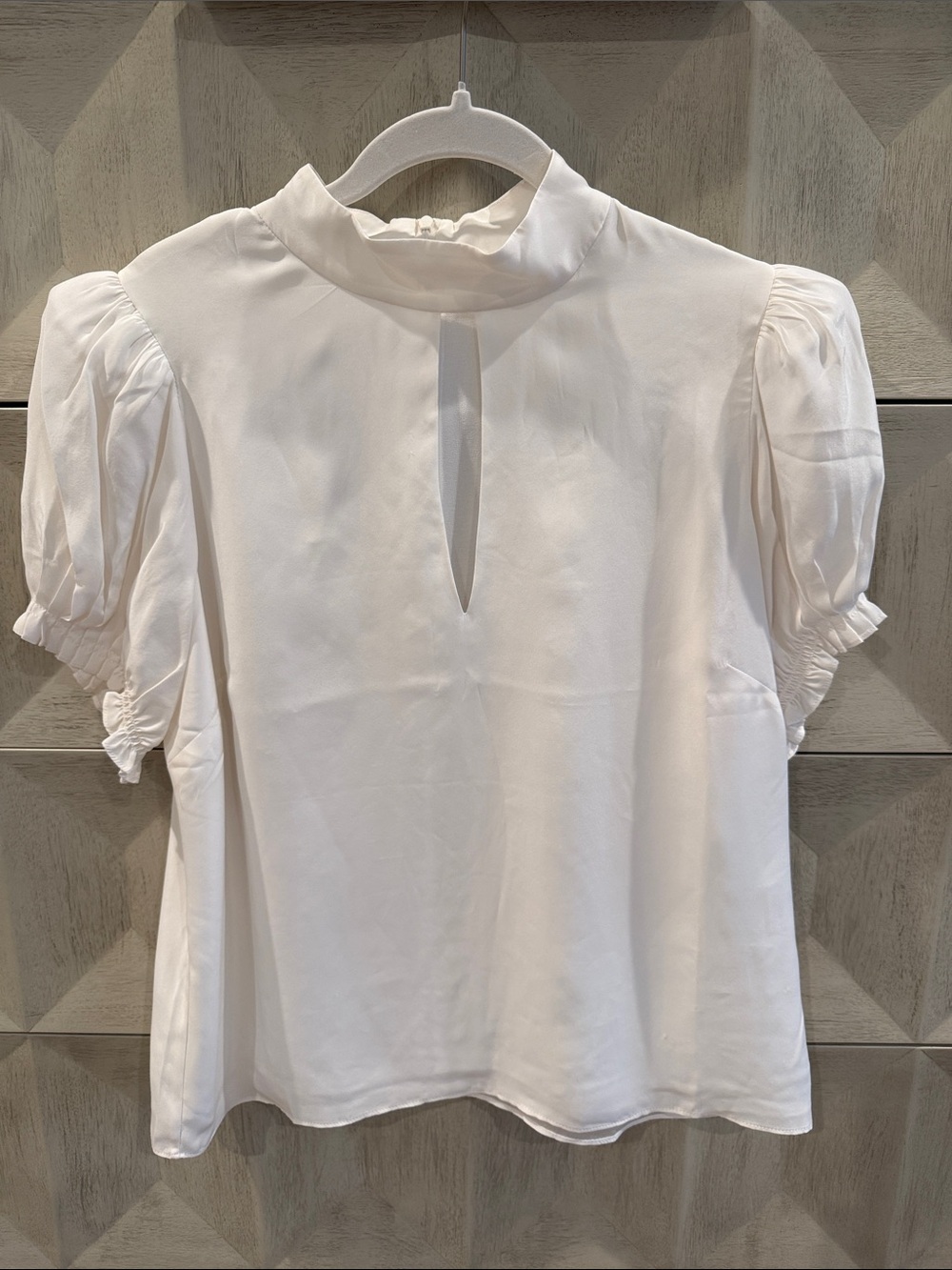 FRAME DENIM Off White Silk Puff-Sleeve Keyhole Blouse